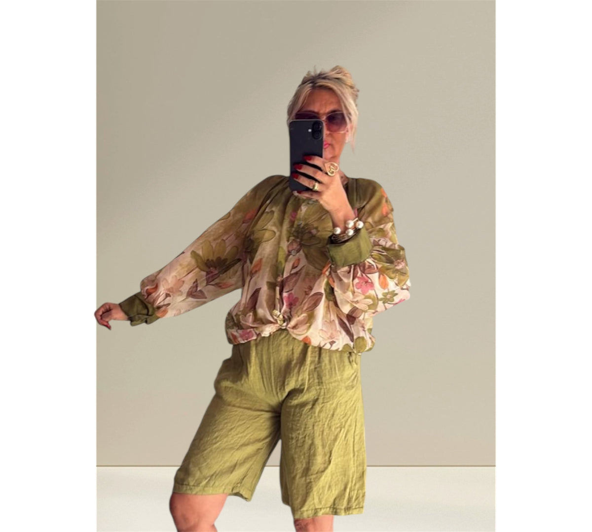Kurze Shorts „Nela“